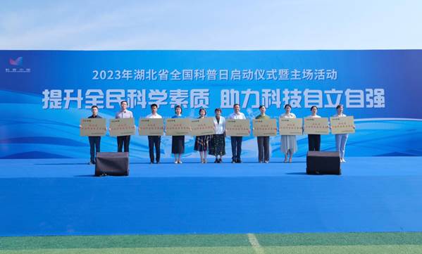 说明: //www.zmavapp.com/__local/5/0E/08/C399D0291BBBD4C88C0CC6D87E8_A8B92668_2C2E3.jpg?e=.jpg